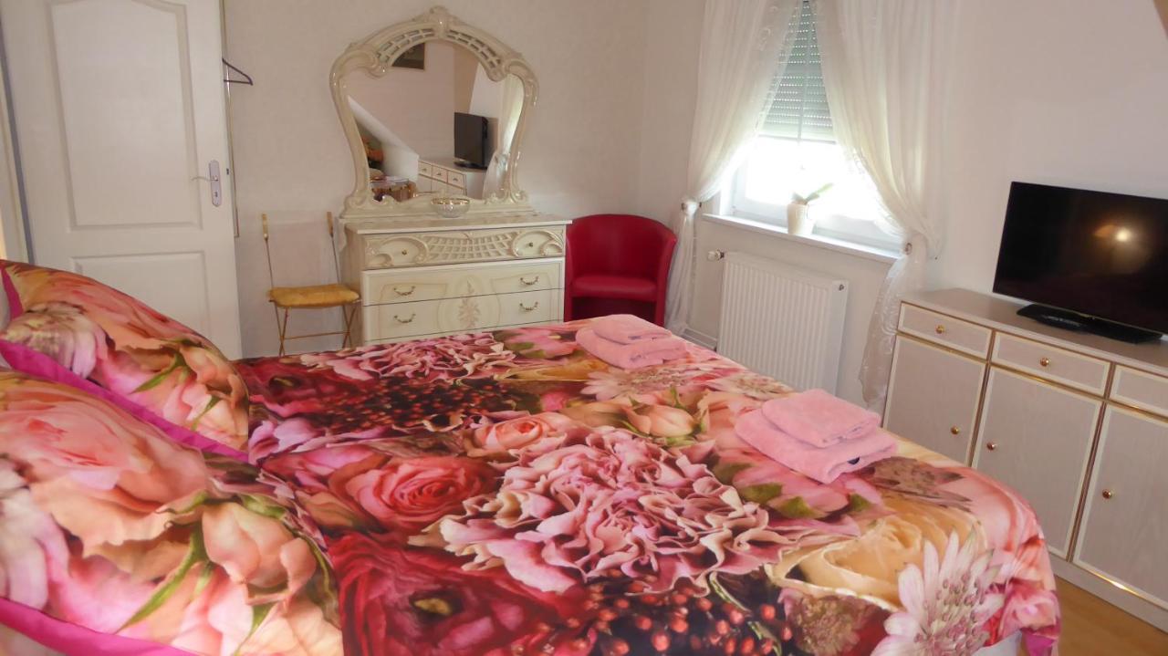 Blumen Apartment ハンブルク エクステリア 写真